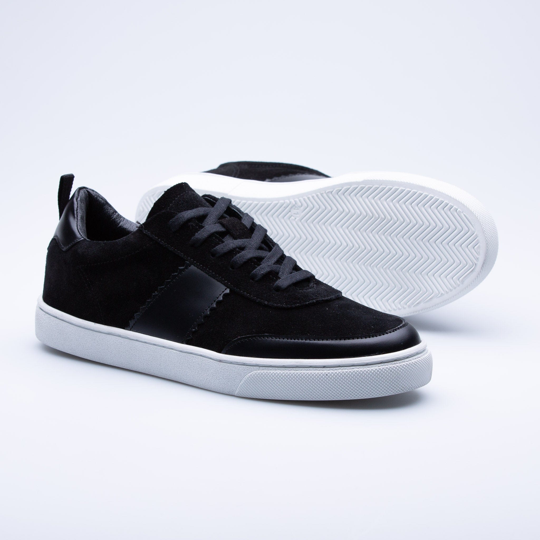 Black Helm Casual Shoes