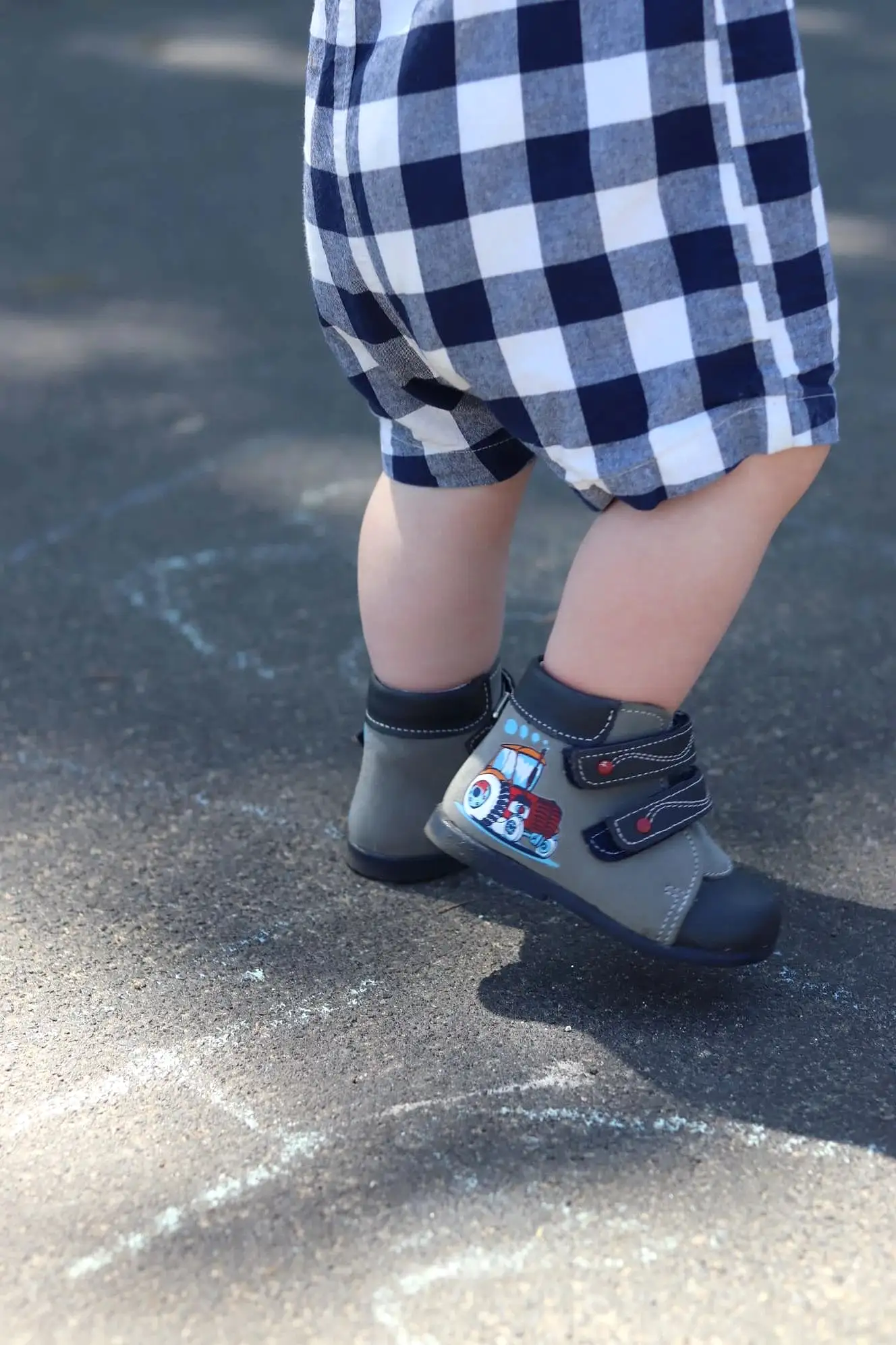 Boots Black First Step for Boys and Girls Genuine Leather - High Sole - 2 Fasteners