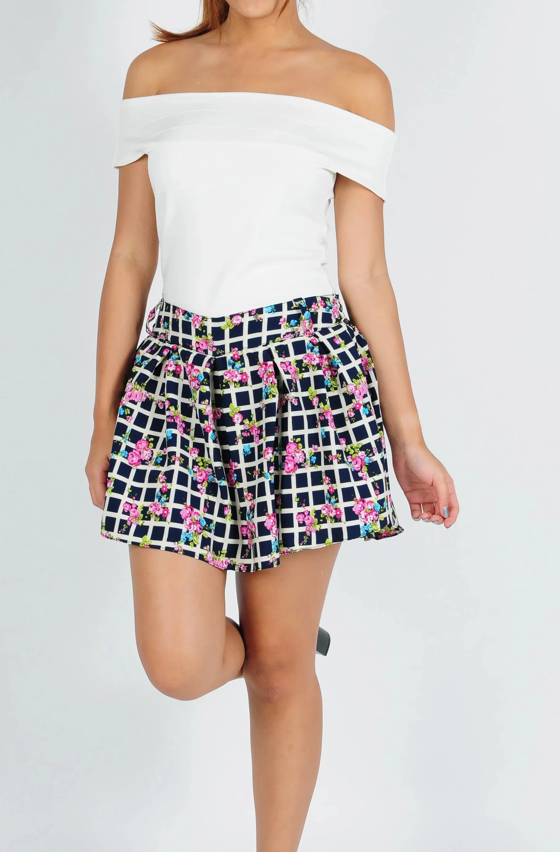 Checkered Floral Skorts In Navy Blue