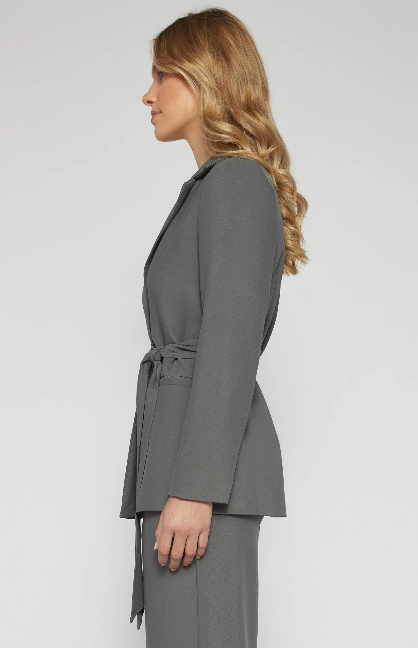 Collared Blazer with Pockets and Tie Belt (SJT394B)