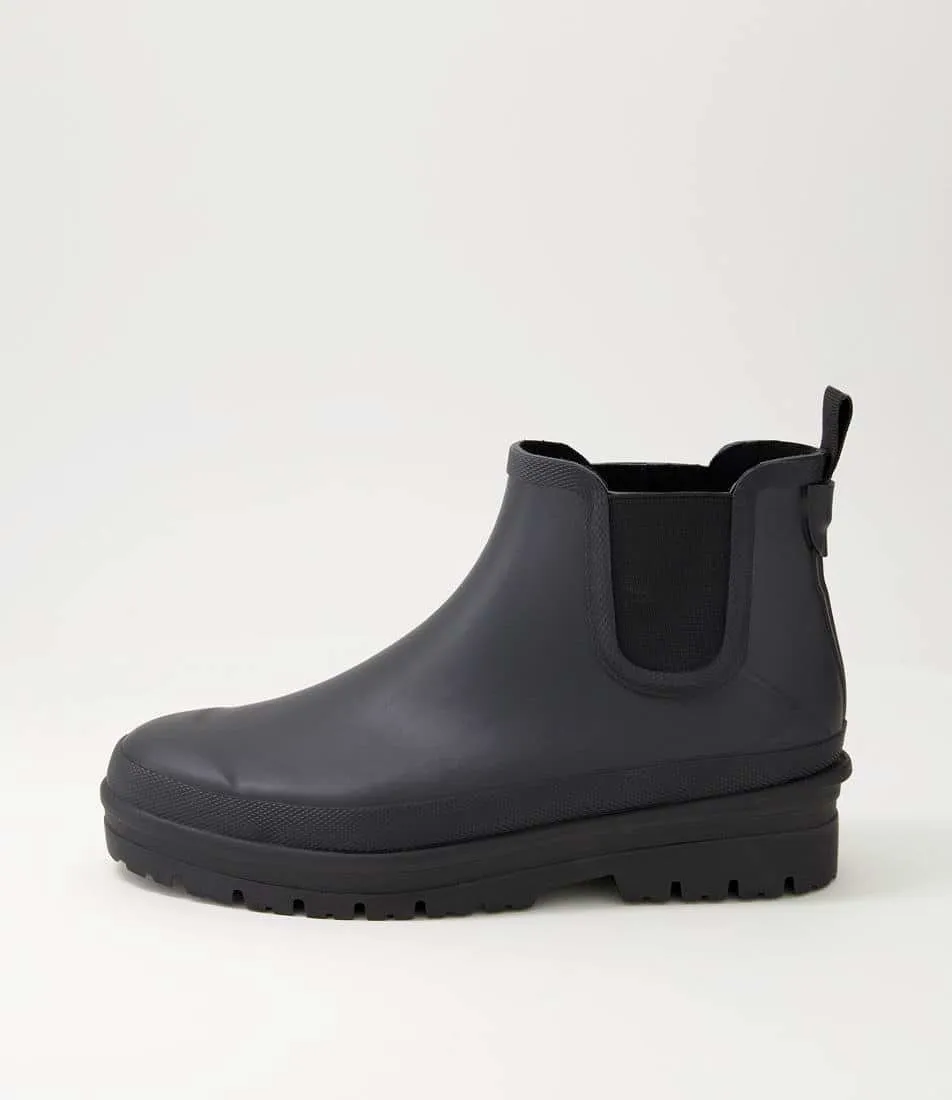 Everlane Festival Boots