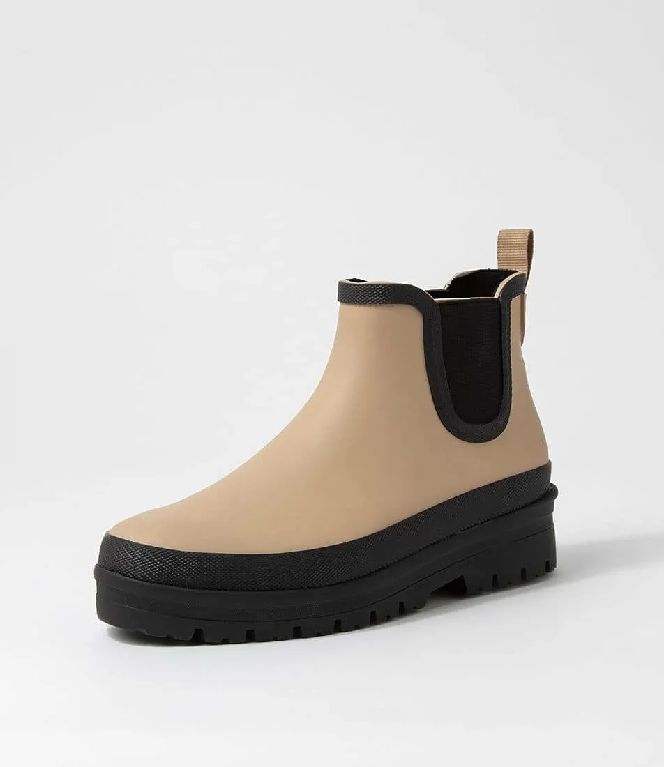 Everlane Festival Boots