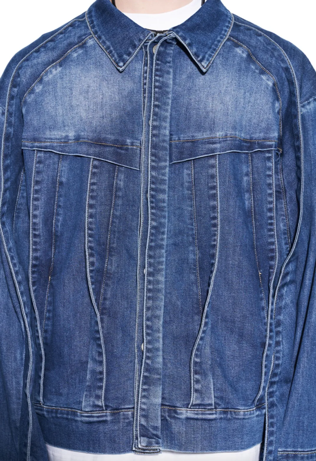 MULTI-LAYERED PANELS DENIM JACKET - BLUE