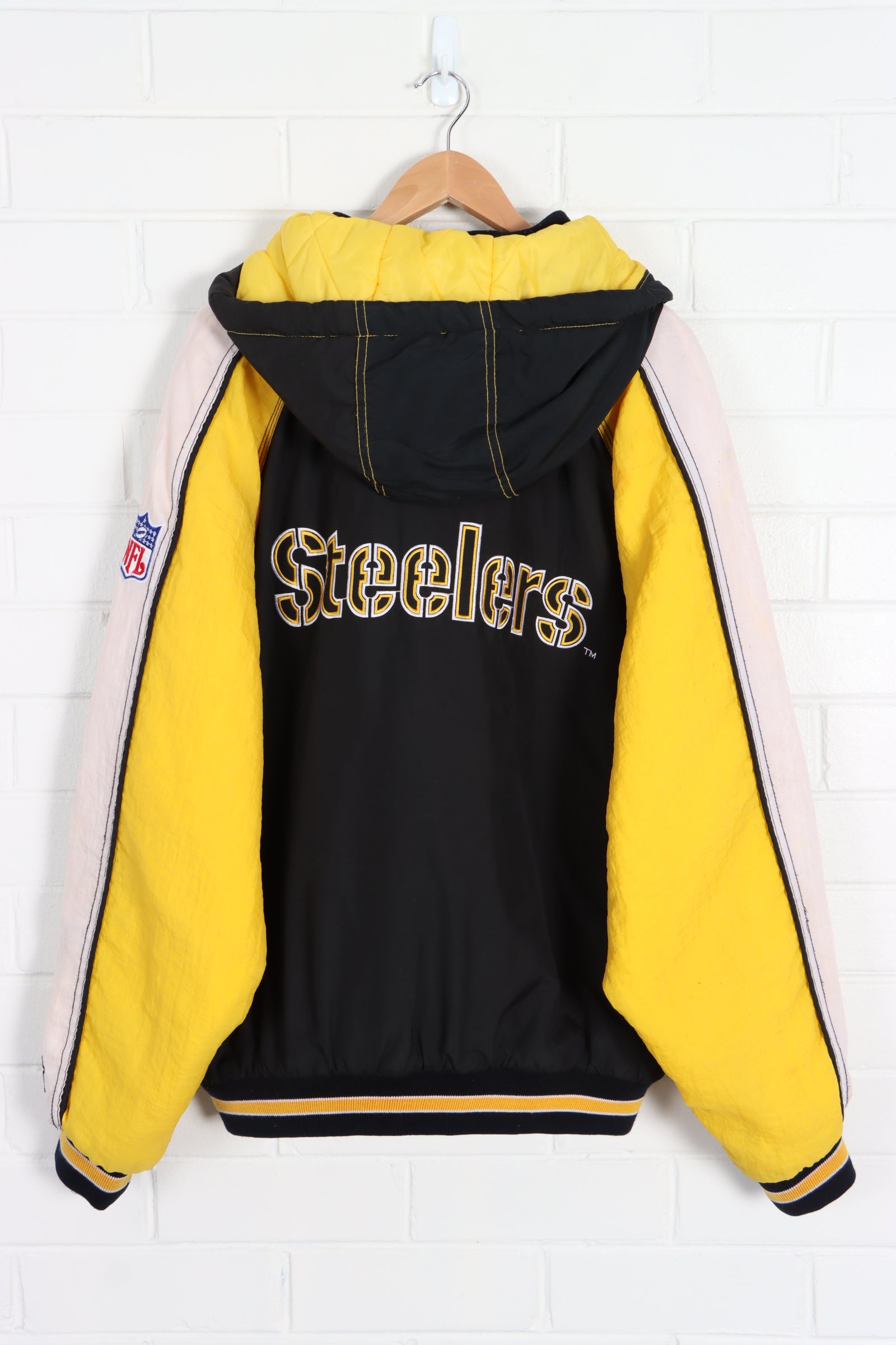 NFL Pittsburgh Steelers Padded STARTER Windbreaker Jacket with Hood (XL)