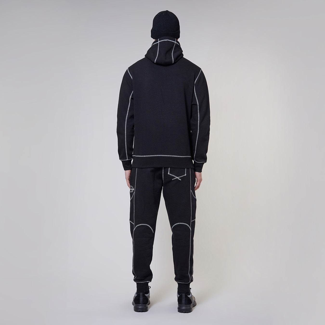 OVERLOCK HOOD - BLACK